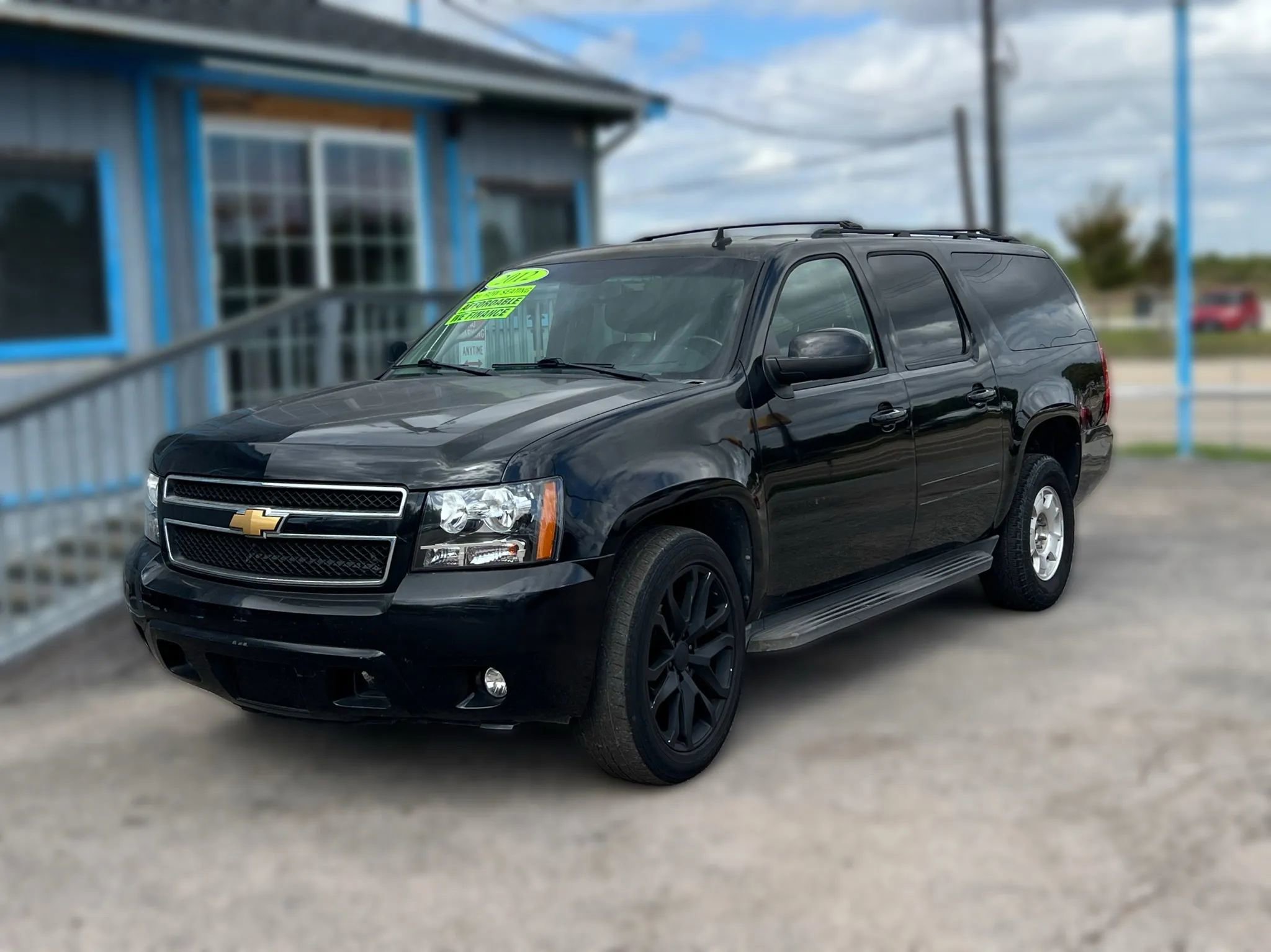 Used 2012 Chevrolet Suburban LT video 1
