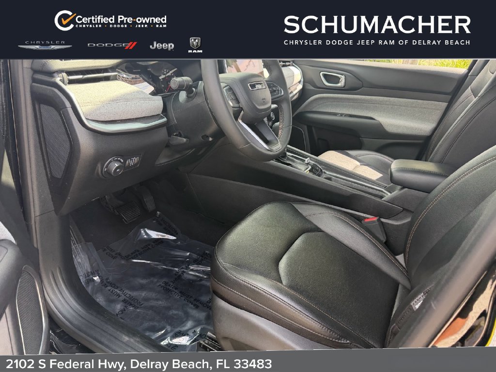 Certified 2024 Jeep Compass Latitude AWD/4WD image 12