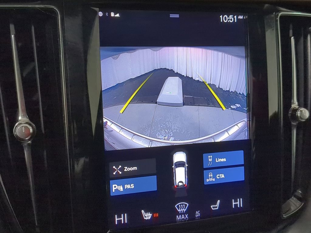 Used 2020 Volvo XC60 T6 Momentum image 36