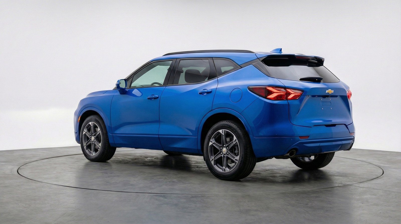 Used 2025 Chevrolet Blazer LT FWD image 5