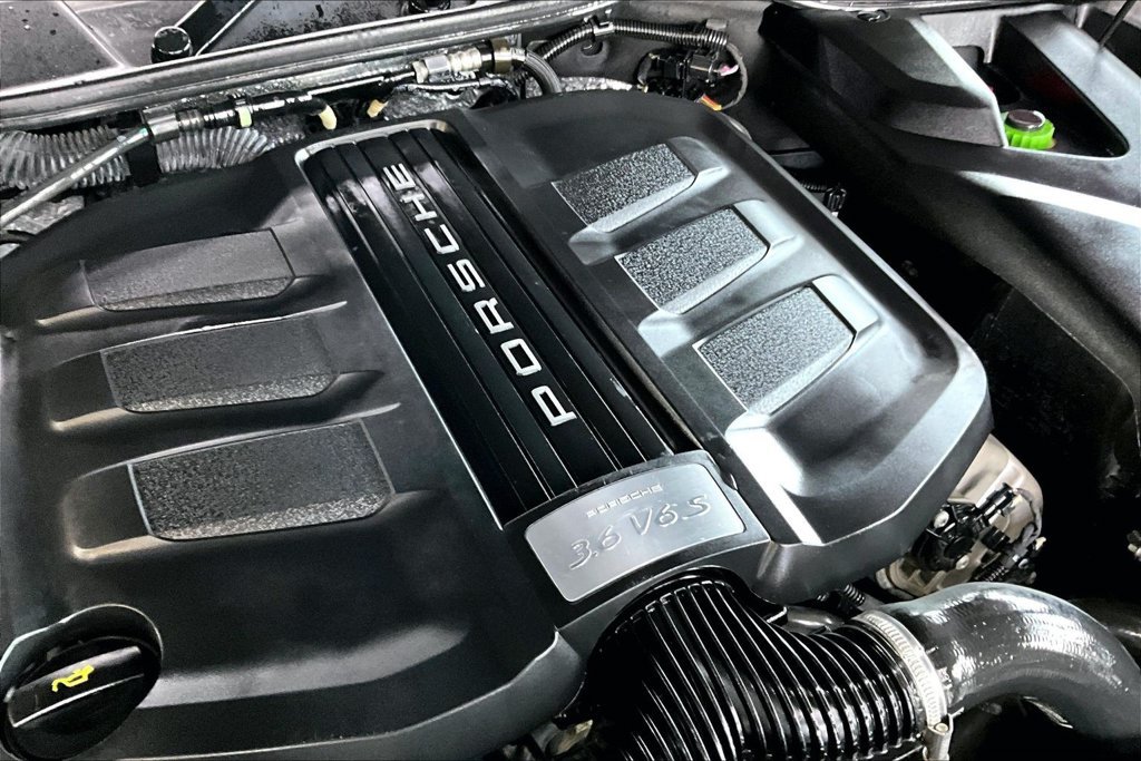 Used 2016 Porsche Cayenne S AWD/4WD image 33
