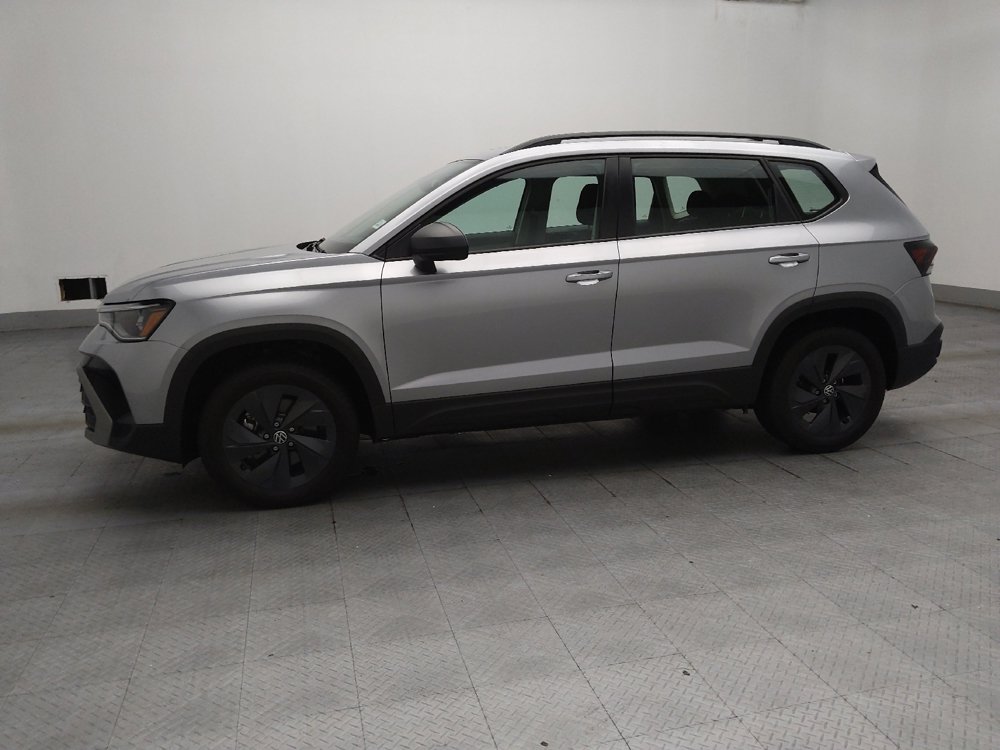 Used 2025 Volkswagen Taos S FWD image 2