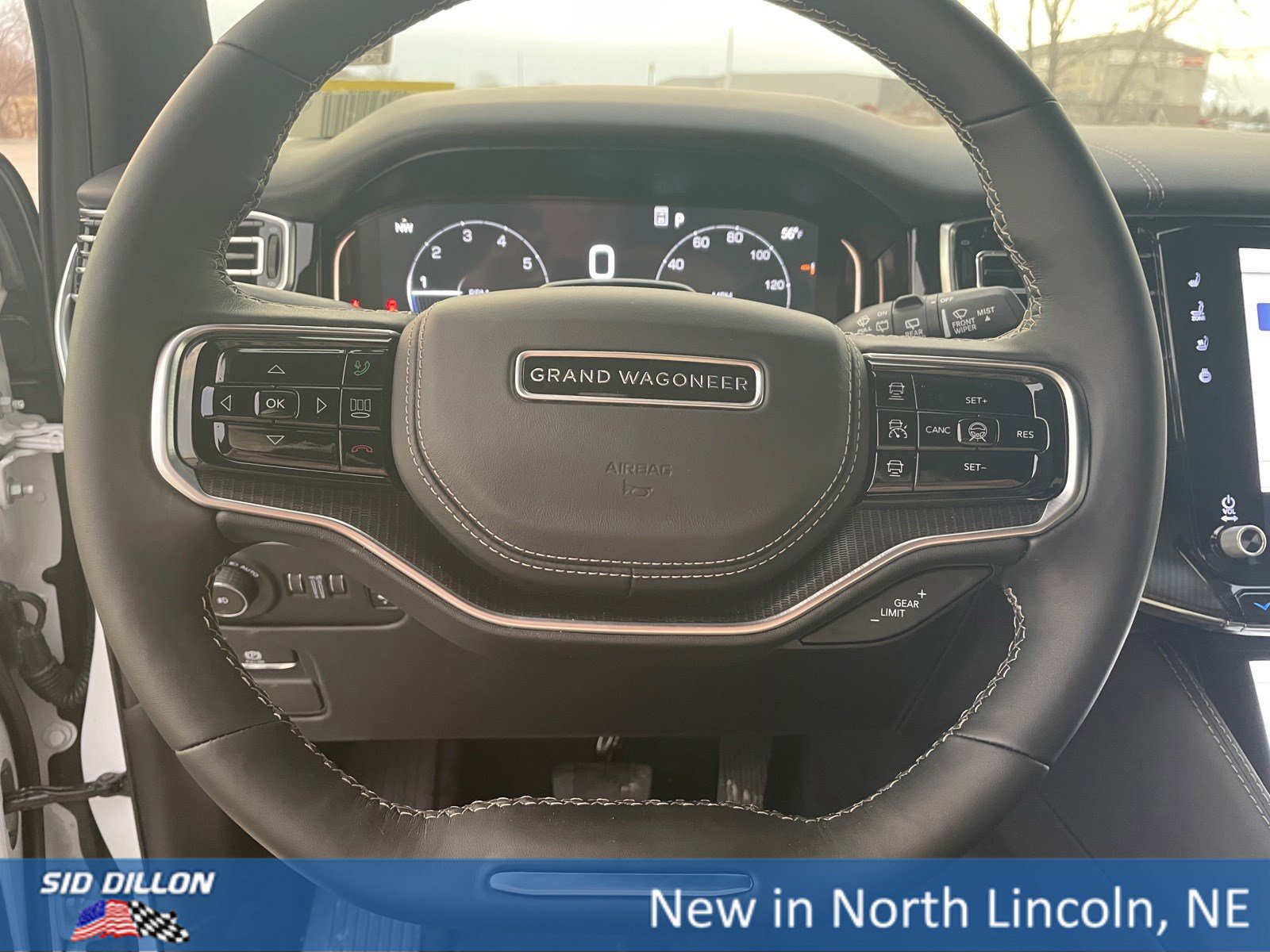 New 2025 Jeep Grand Wagoneer Series II Obsidian w/ Quick Order Packagew 28T image 10