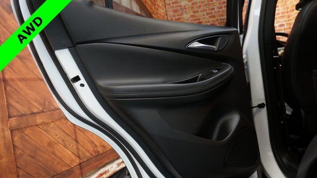 Used 2020 Buick Encore GX Essence w/ Experience Buick Package image 42