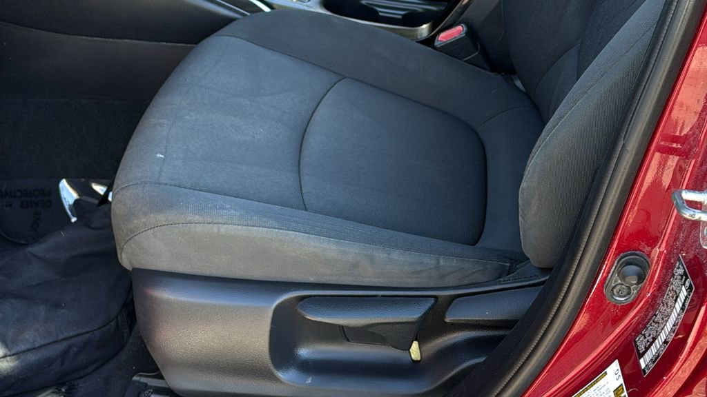 Used 2022 Toyota Corolla LE image 19