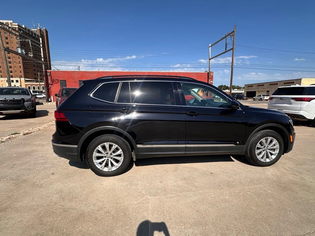 Used 2018 Volkswagen Tiguan SE w/ Front Fog Lights Package FWD image 8