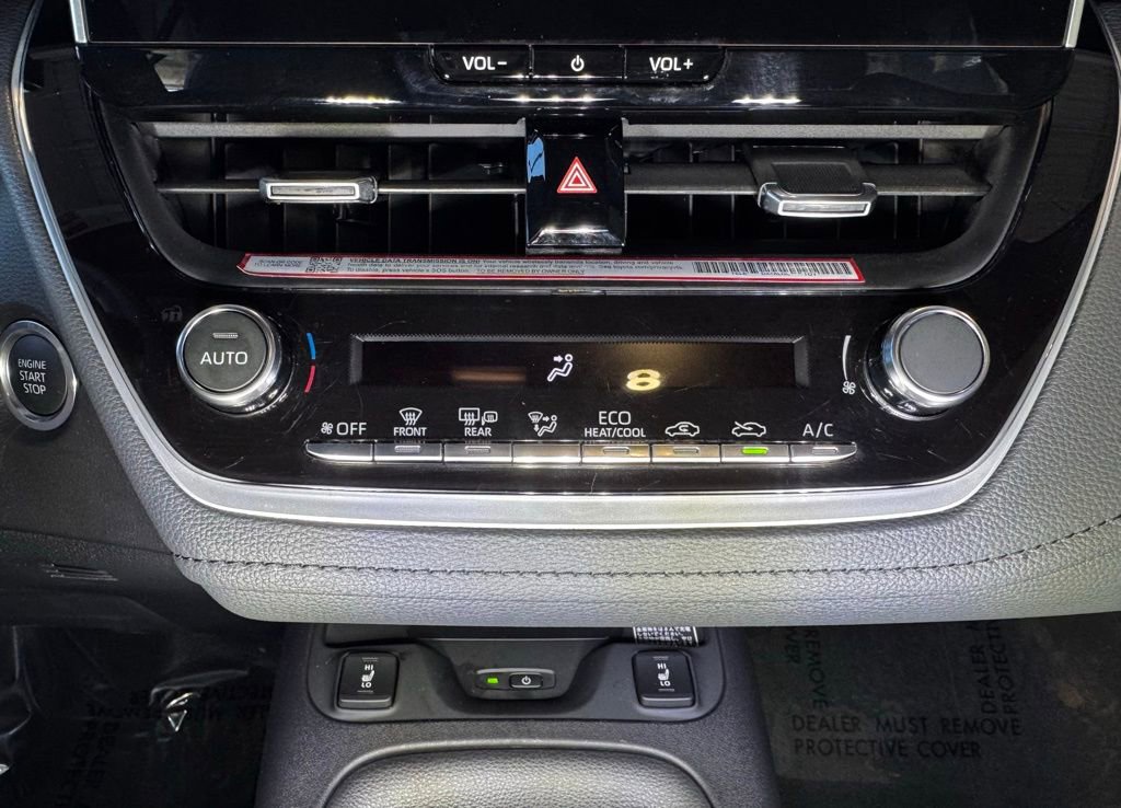 Used 2026 Toyota Corolla XSE FWD image 31