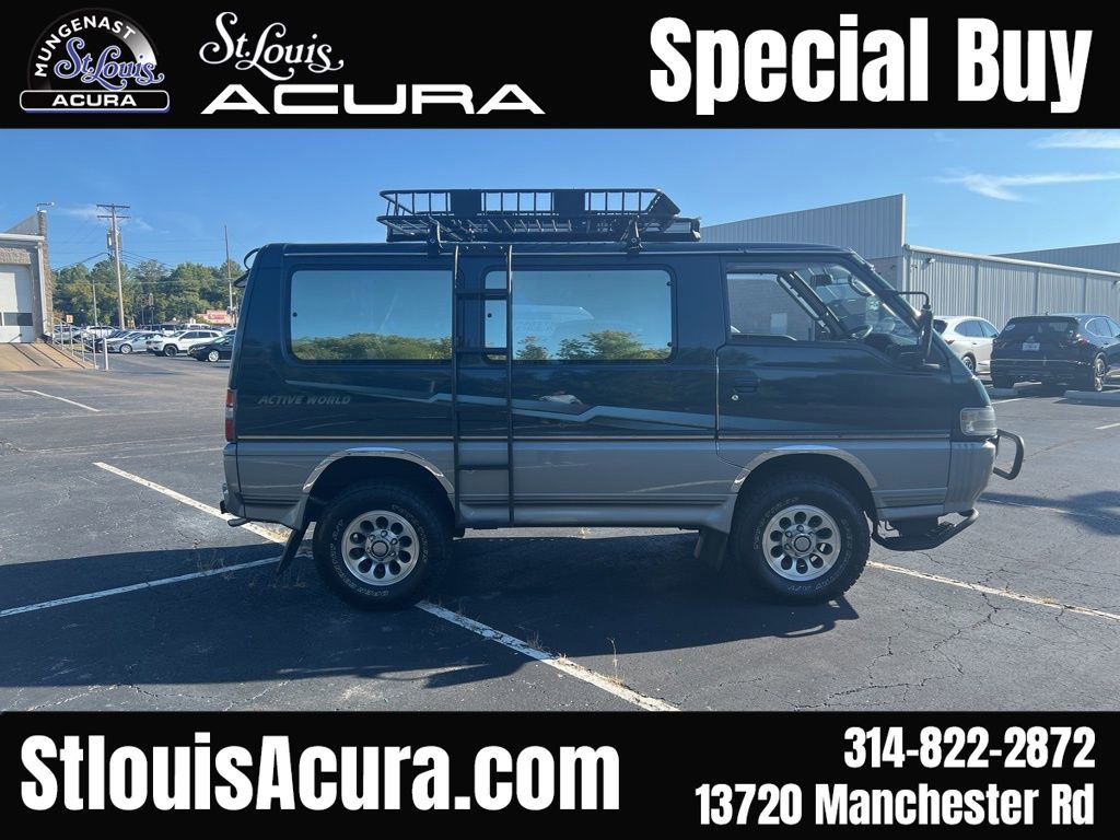 Used 1991 Mitsubishi Other Mitsubishi Models Delica image 2