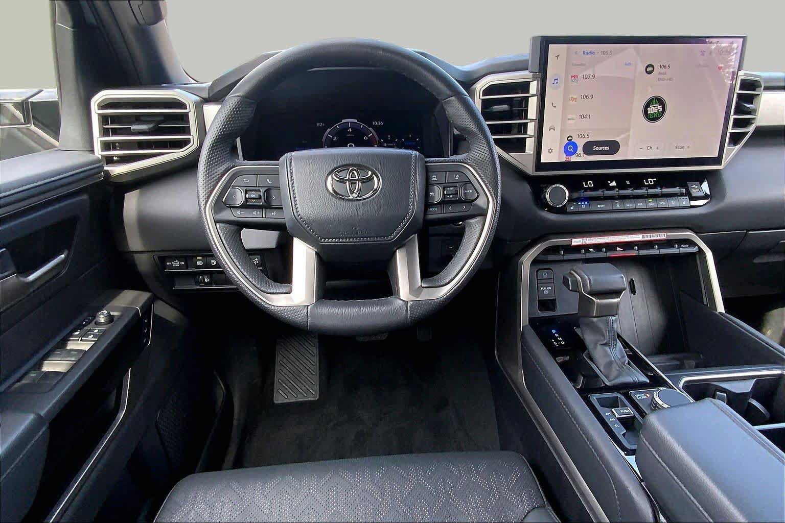 Used 2025 Toyota Tundra Limited AWD/4WD image 6