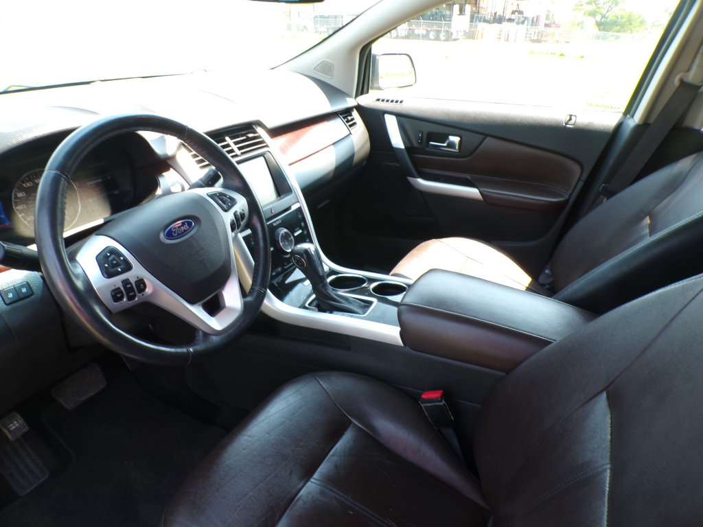 Used 2013 Ford Edge Limited AWD/4WD image 17