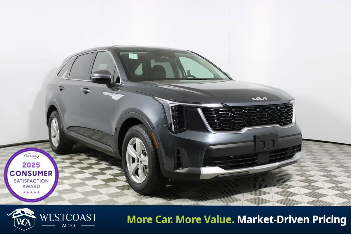 Used 2024 Kia Sorento LX