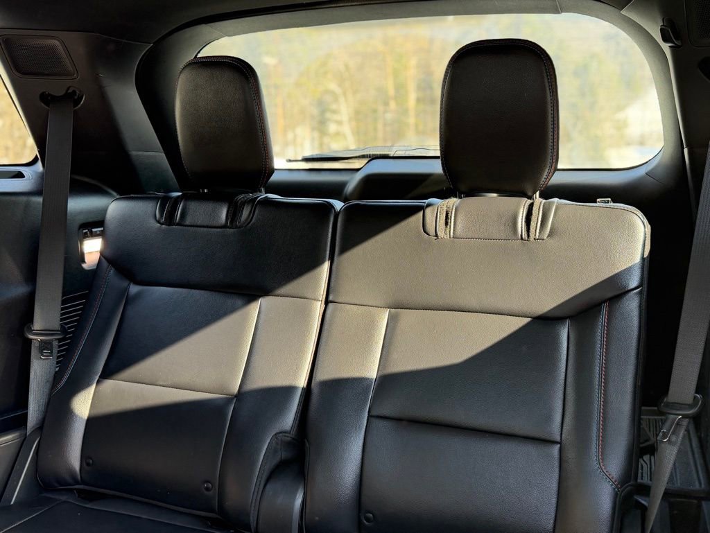 Used 2023 Ford Explorer ST w/ Equipment Group 401A image 5