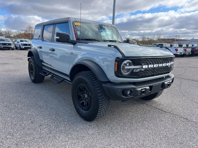 Certified 2023 Ford Bronco Wildtrak image 3