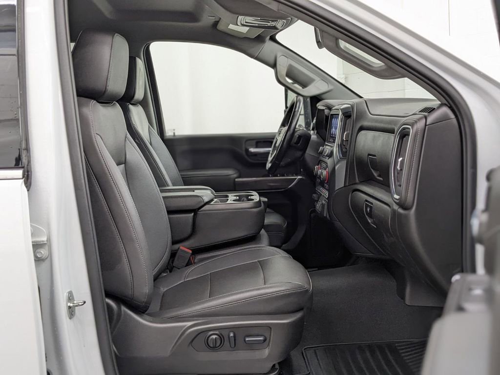 Used 2022 Chevrolet Silverado 2500 LTZ image 16