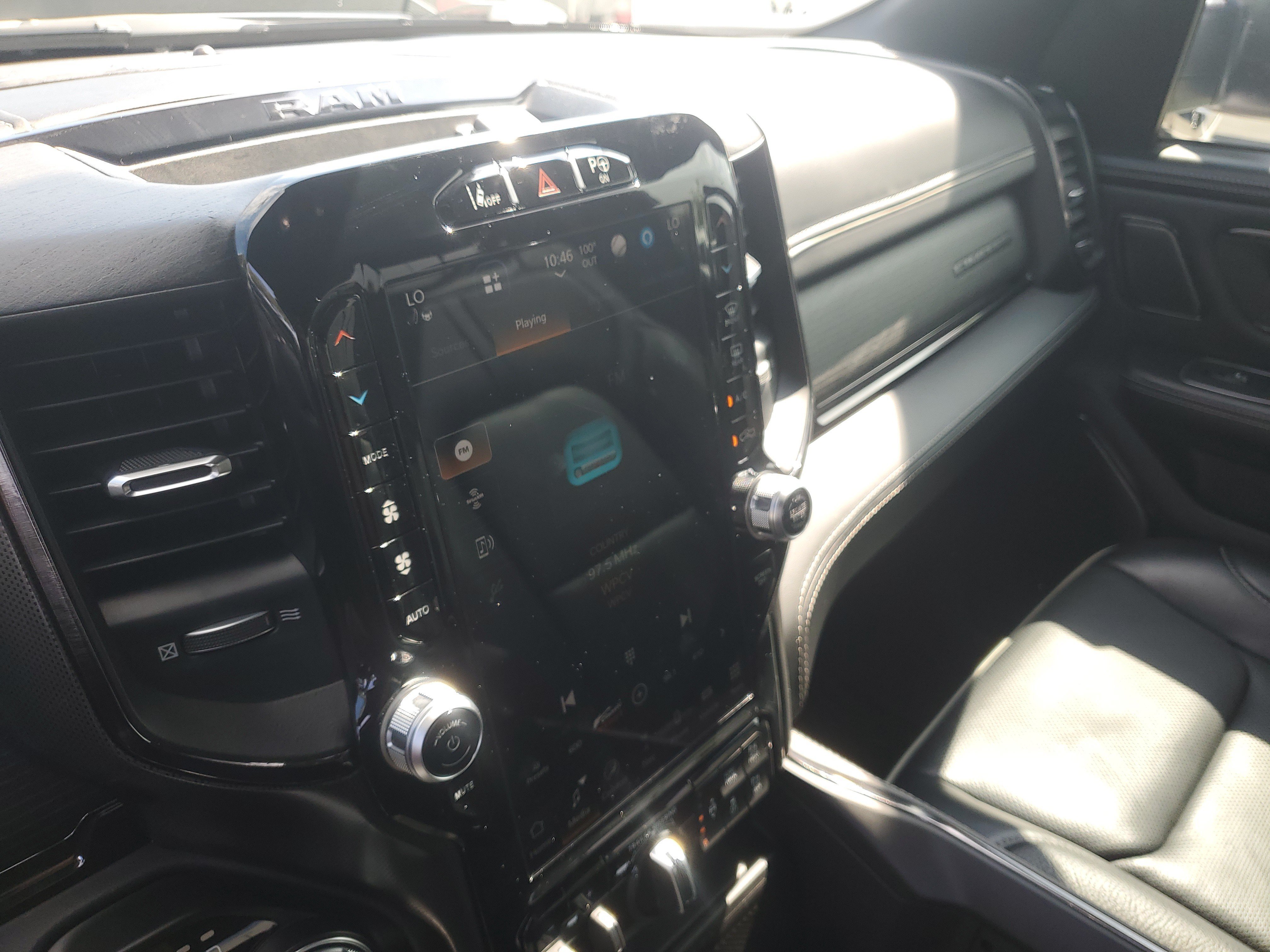 Used 2023 RAM 1500 Limited AWD/4WD image 19