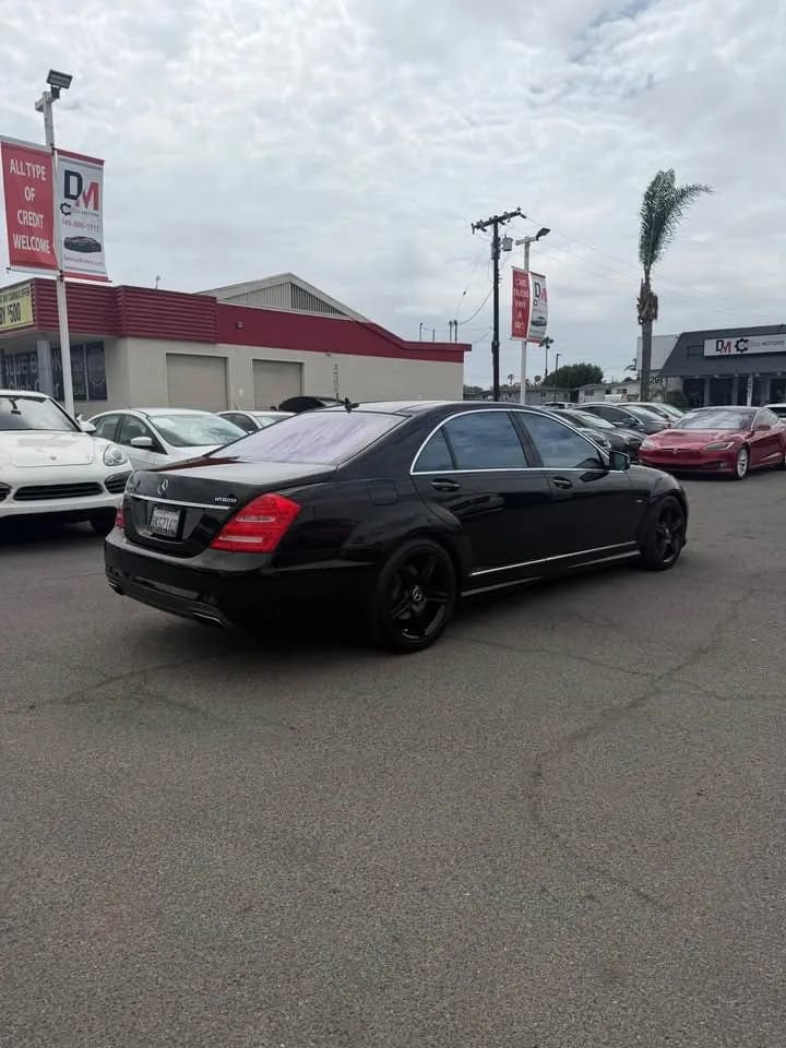 Used 2011 Mercedes-Benz S 400 image 5
