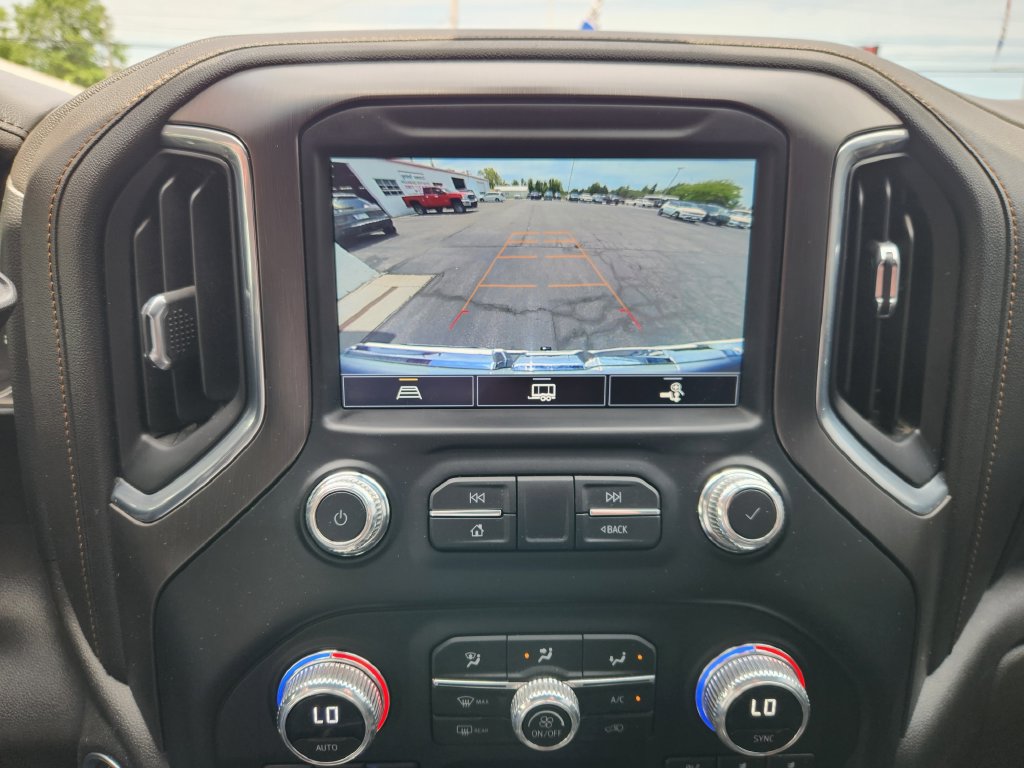 Used 2022 GMC Sierra 1500 AT4 w/ AT4 Preferred Package AWD/4WD image 27