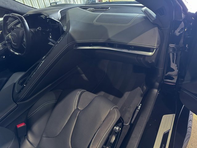 Used 2024 Chevrolet Corvette Z06 w/ Z07 Performance Package image 16