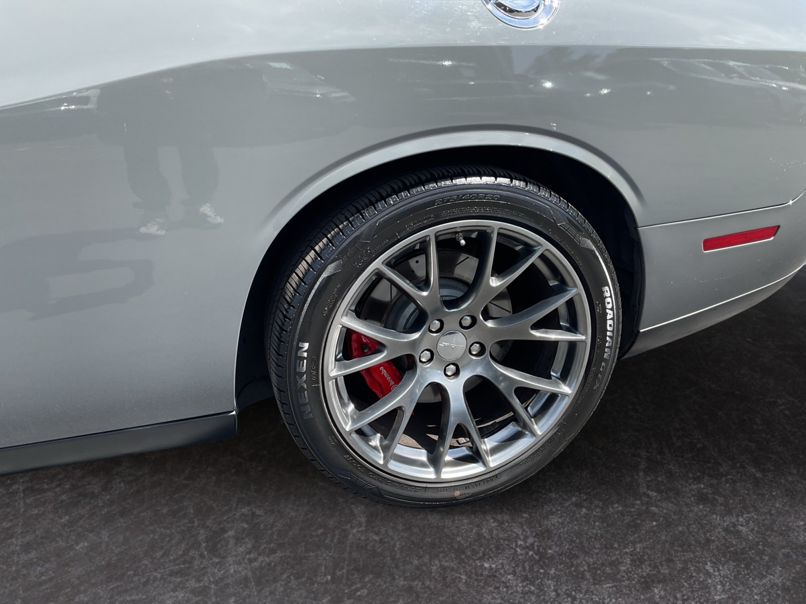 Used 2017 Dodge Challenger SRT w/ Technology Group RWD image 9