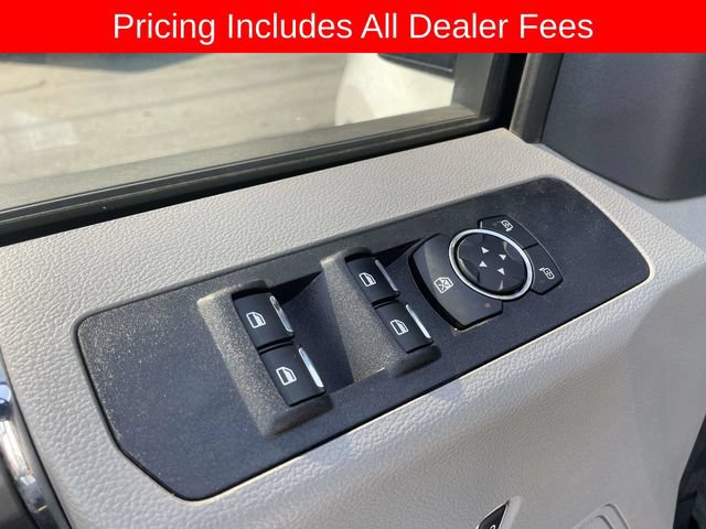 Used 2022 Ford F250 XLT w/ Black Appearance Package AWD/4WD image 23