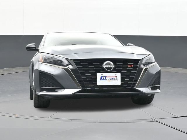 Used 2023 Nissan Altima 2.0 SR FWD image 54