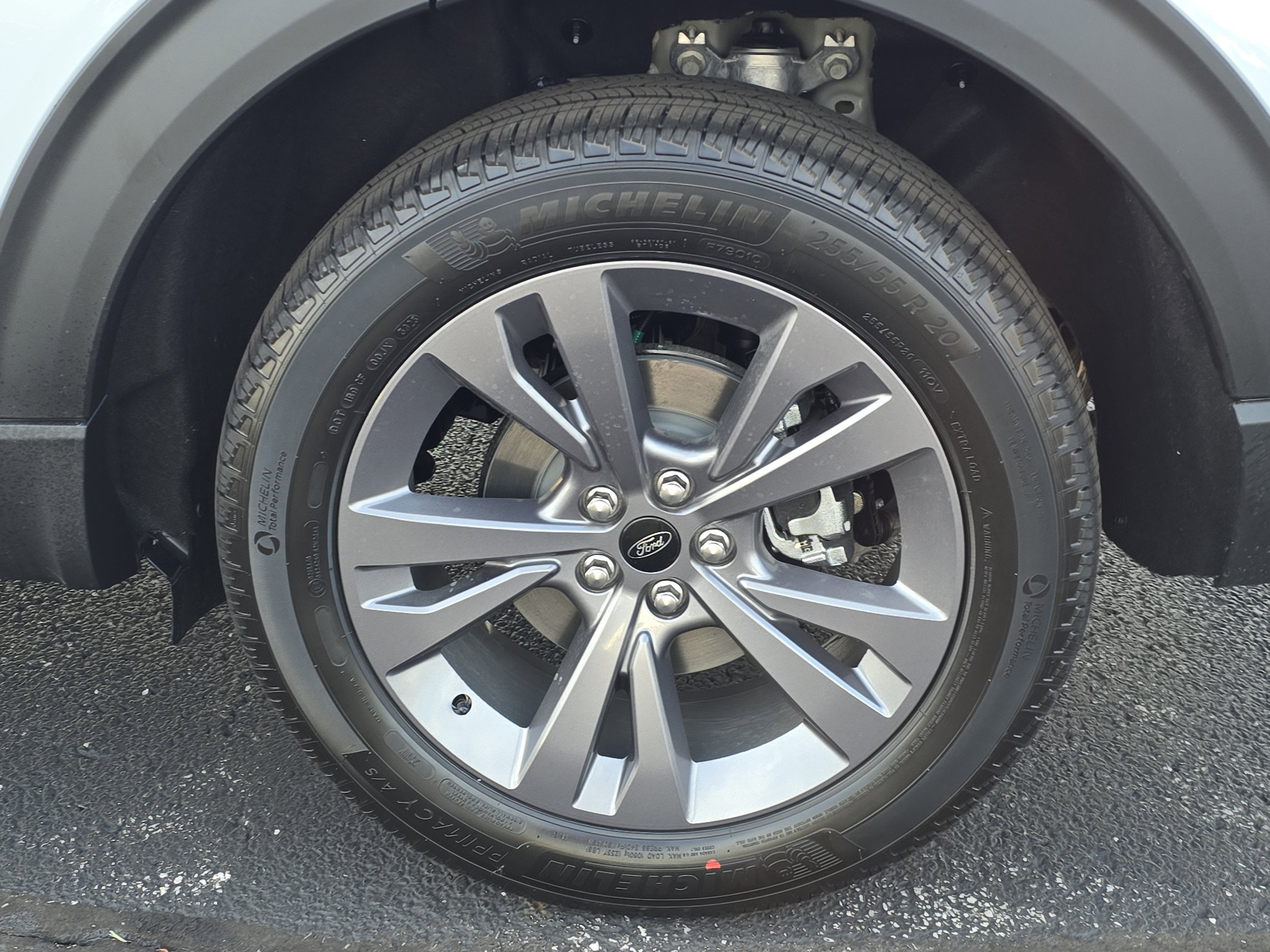 New 2026 Ford Explorer Active image 5