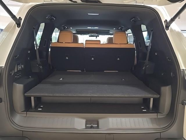 New 2026 Lexus LX 700h Luxury AWD/4WD image 35