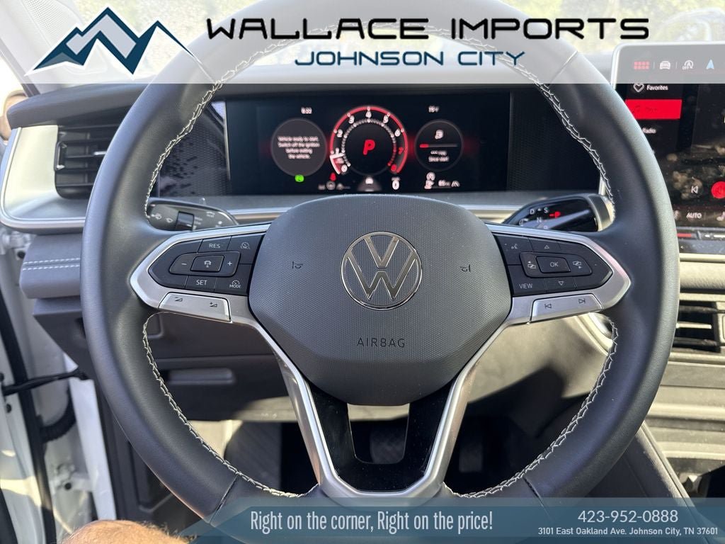New 2025 Volkswagen Tiguan SE AWD/4WD image 16