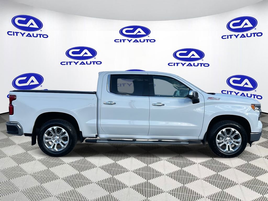 Used 2023 Chevrolet Silverado 1500 LTZ image 2