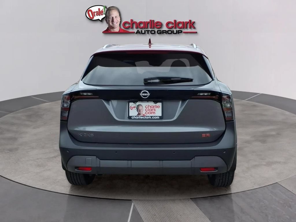 Used 2025 Nissan Kicks SR FWD image 4