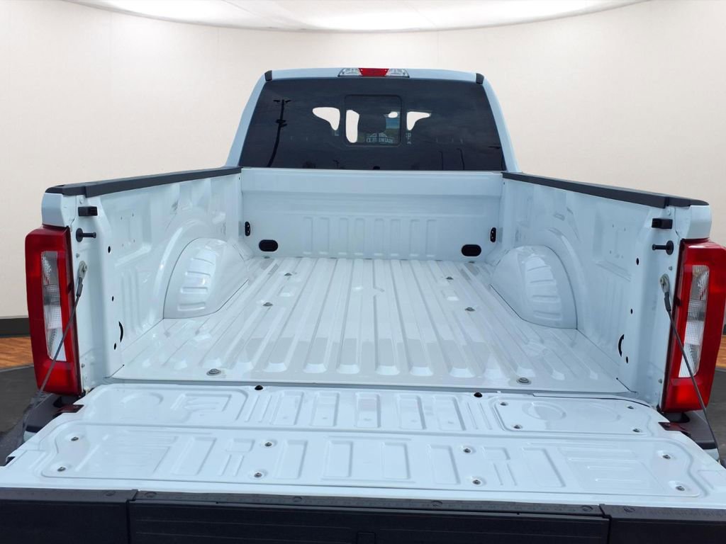 New 2026 Ford F250 XL image 19