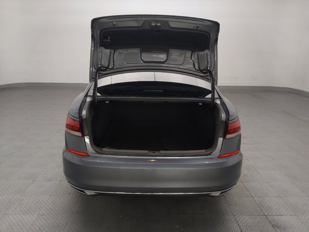 Used 2022 Volkswagen Passat 2.0T FWD image 29