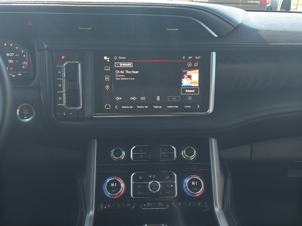 Used 2023 GMC Yukon XL Denali AWD/4WD image 10
