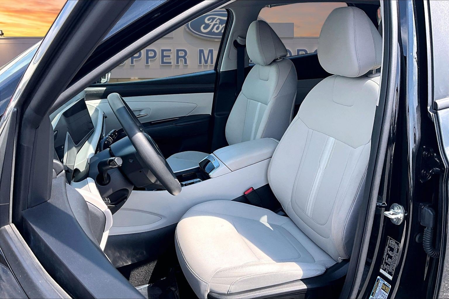 Used 2025 Hyundai Tucson SEL AWD/4WD image 23