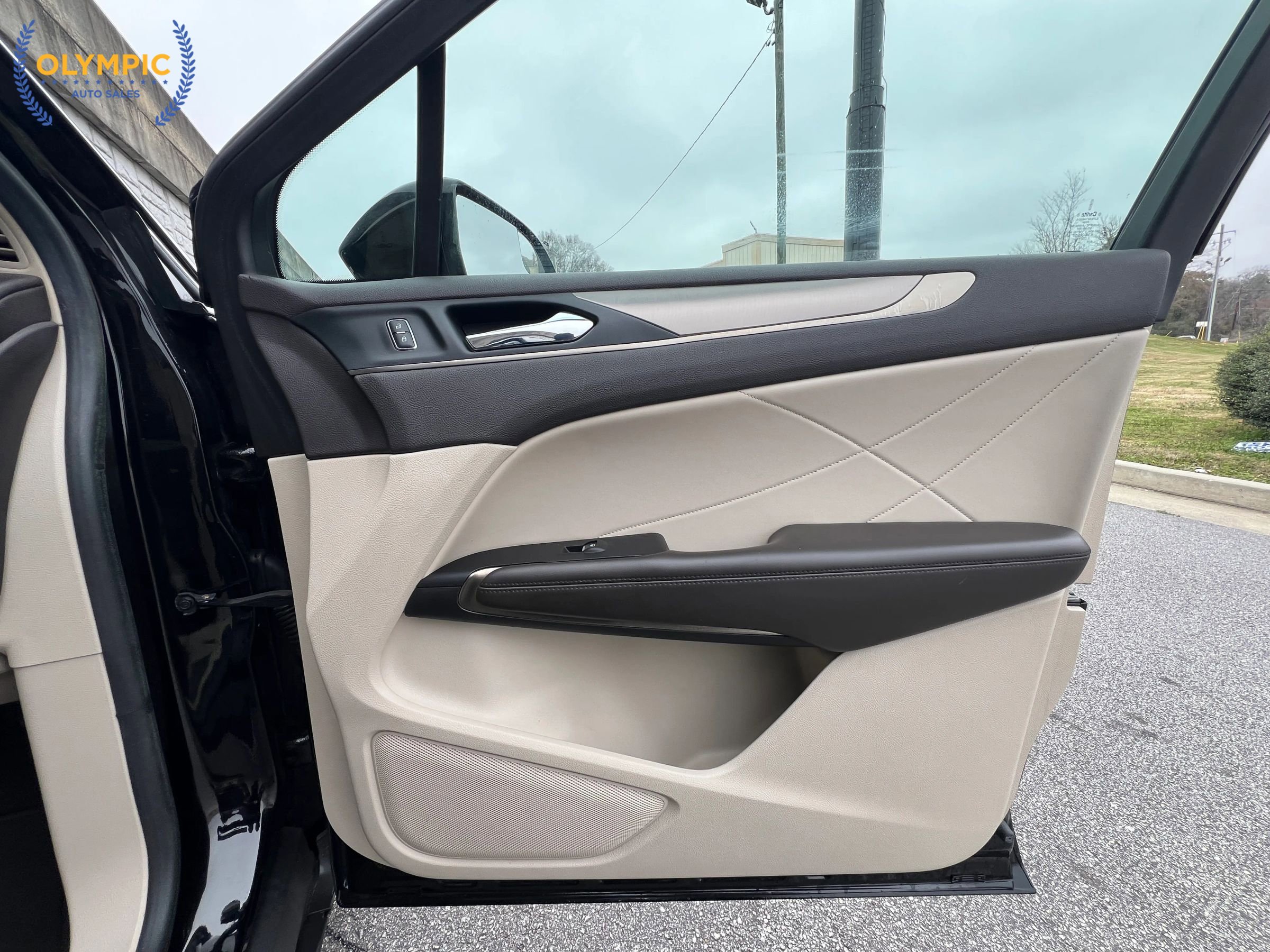 Used 2018 Lincoln MKC Premiere image 44