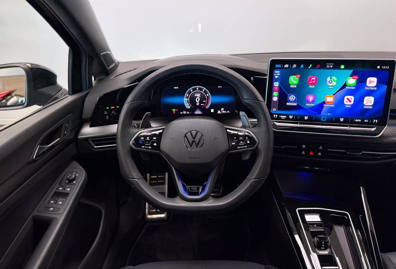 Used 2025 Volkswagen Golf R Black Edition image 38