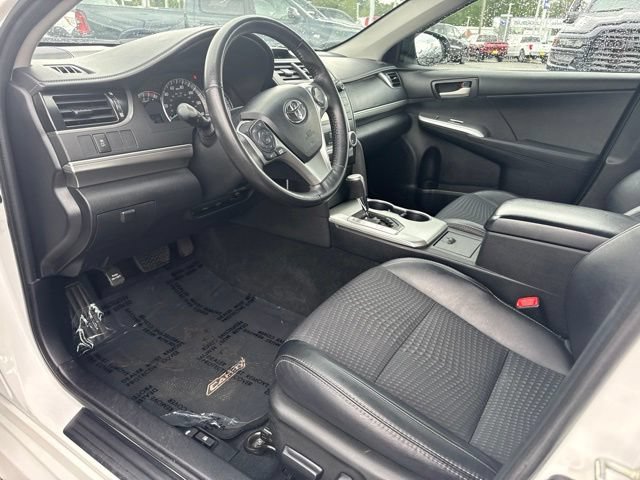 Used 2012 Toyota Camry SE FWD image 18