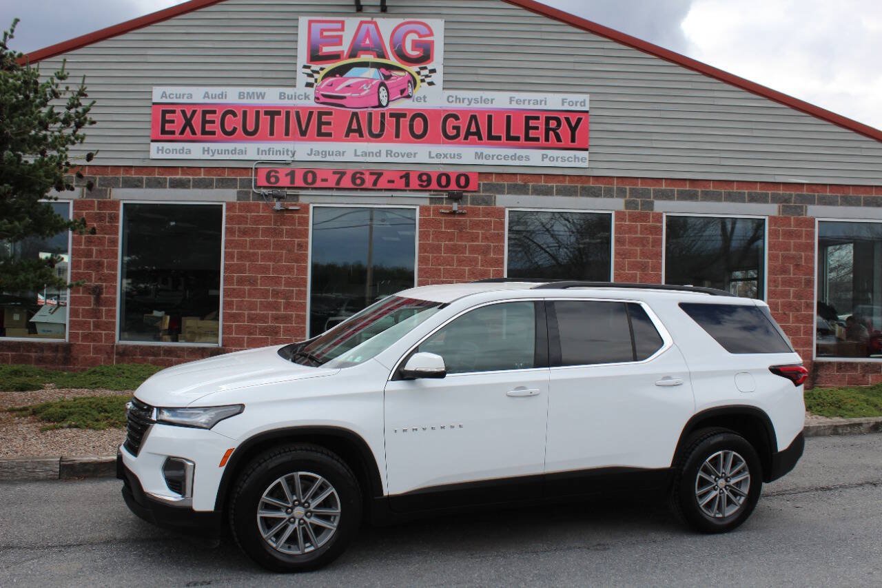 Used 2023 Chevrolet Traverse LT