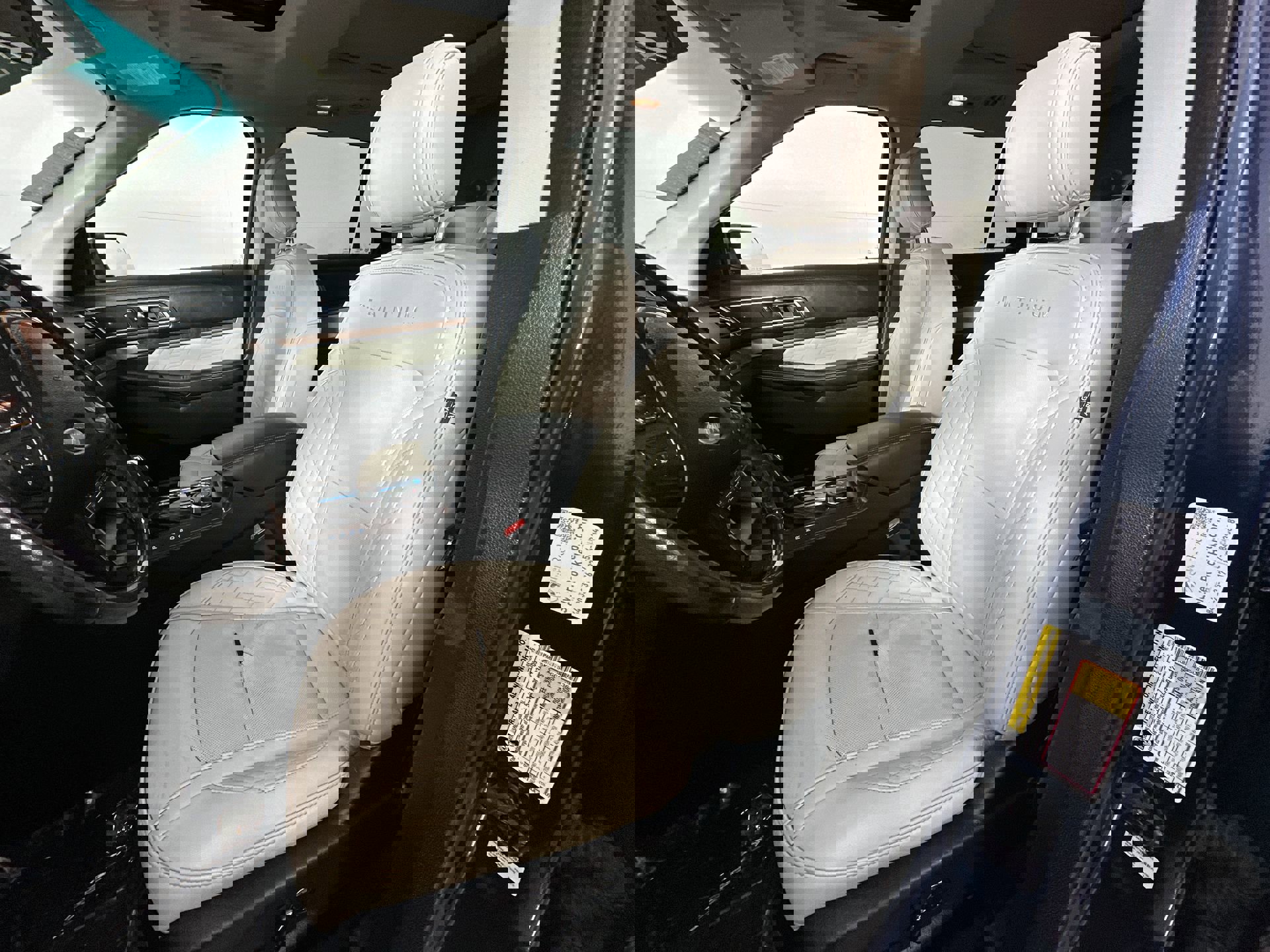 Used 2016 Ford Explorer Platinum image 15