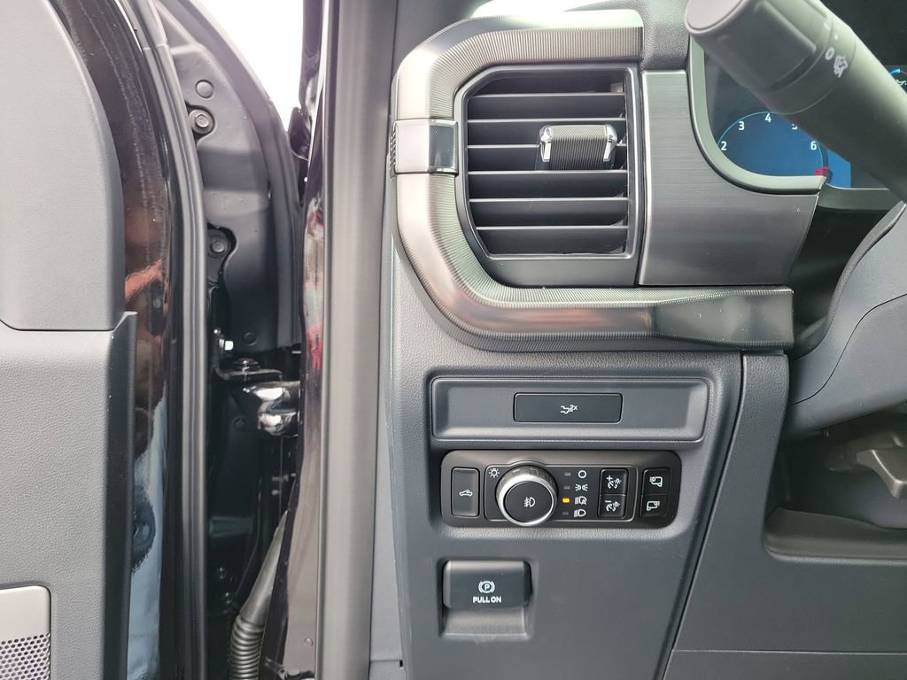 New 2026 Ford F150 Lariat w/ FX4 Off-Road Package image 22