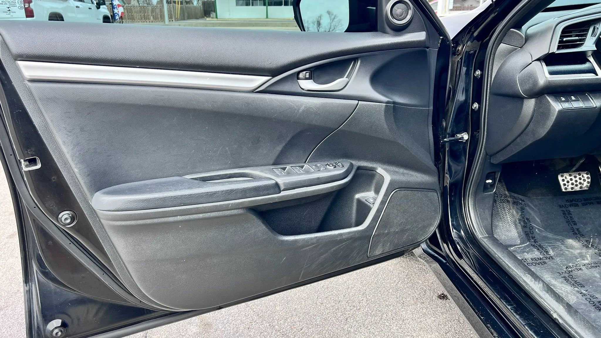 Used 2020 Honda Civic Sport image 11