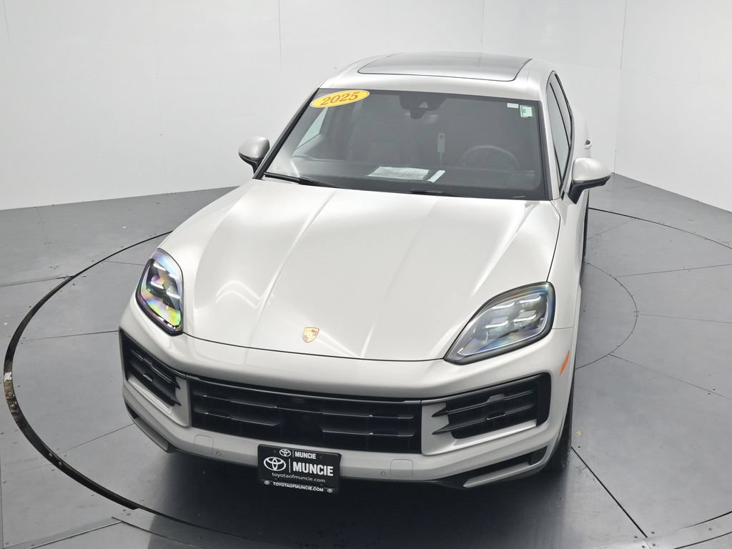 Used 2025 Porsche Cayenne S AWD/4WD image 55