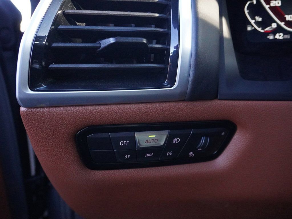 Used 2025 BMW M850i xDrive image 39