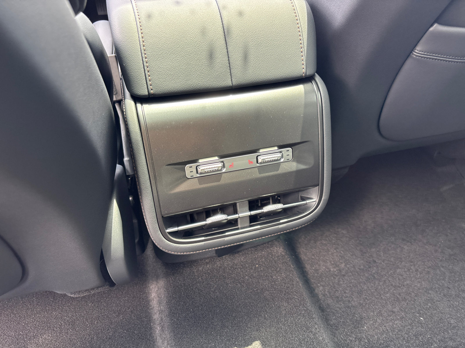 New 2026 Lincoln Nautilus Reserve AWD/4WD image 33
