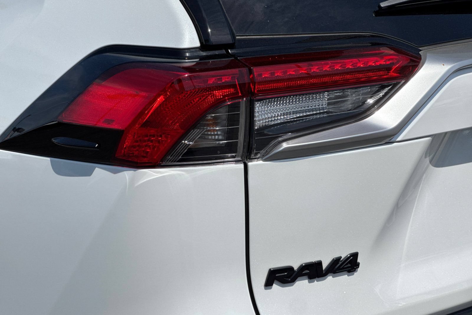 Certified 2023 Toyota RAV4 XSE AWD/4WD image 35