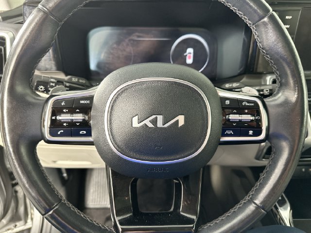Used 2023 Kia Sorento SX Prestige w/ Panoramic Sunroof Package AWD/4WD image 24