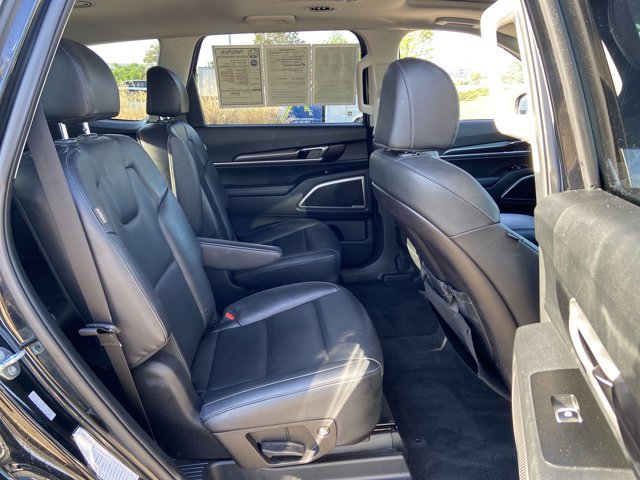 Used 2025 Kia Telluride S image 20