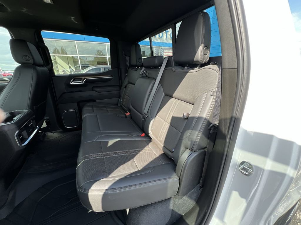 Certified 2022 Chevrolet Silverado 1500 High Country w/ High Country Premium Package image 25