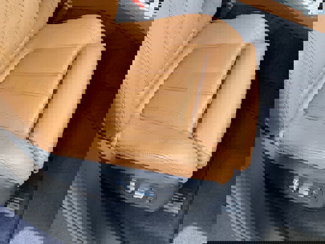 Used 2019 BMW X5 xDrive40i w/ Premium Package 2 image 25