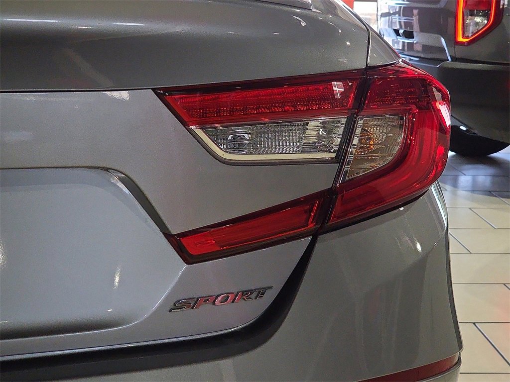 Used 2020 Honda Accord Sport image 11